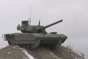 Nga hoàn tất thử nghiệm xe tăng T-14 Armata với pháo 152 mm