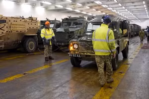 Hàng trăm phương tiện của quân đội Anh đã hiện diện ở Đức, sẵn sàng tham gia cuộc tập trận lớn nhất của NATO, ngày 18/2/2024