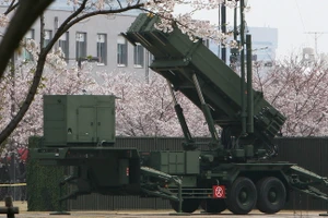 Hệ thống phòng thủ tên lửa Patriot Advanced Capability-3 tại Bộ Quốc phòng Nhật Bản ở Tokyo, Nhật Bản