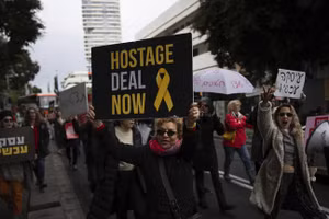 Phụ nữ Israel yêu cầu chính phủ của họ đạt được thỏa thuận giải thoát các con tin bị Hamas bắt giữ ở Gaza, ngày 1/2/2024