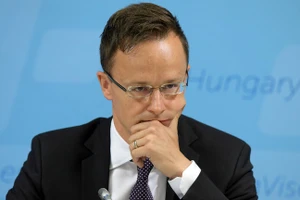 Ngoại trưởng Hungary Peter Szijjarto