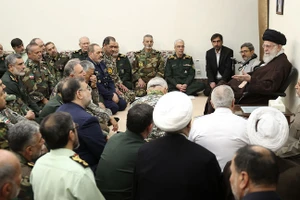 Lãnh tụ tối cao Iran Ayatollah Khamenei họp với các chỉ huy lực lượng vũ trang tại thủ đô Tehran, ngày 21/4/2024