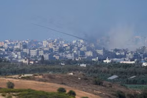 Tên lửa được bắn về phía Israel từ Dải Gaza, ngày 15/10/2023