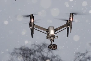 Quân đội Đức lo lắng về UAV đáng ngờ 