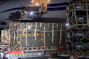 Một lô hàng viện trợ vũ khí của Mỹ được gửi đến Ukraine