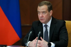 Phó chủ tịch Hội đồng An ninh LB Nga Dmitry Medvedev