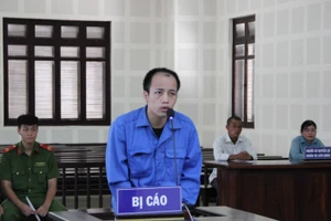 Bị cáo Hiếu tại phiên tòa. 