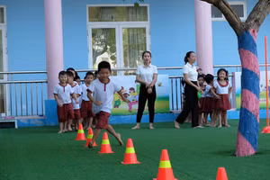 Trẻ mầm non đang vui chơi. Ảnh minh họa. 