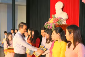 Các giáo viên đã có nhiều nỗ lực, sáng tạo phương pháp giảng dạy.