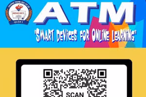 Trường THCS Minh Đức, Quận 1 triển khai chương trình ATM điện thoại, máy tính để hỗ trợ học sinh thiếu thiết bị học tập online vào hồi tháng 8/2021. Ảnh minh họa 