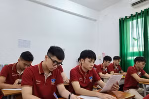 Học sinh khối 12 Trường THCS-THPT Đào Duy Anh, TP.HCM được hướng dẫn làm hồ sơ dự thi tốt nghiệp THPT và xét tuyển ĐH, CĐ 2021.