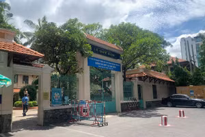 Điểm thi Trường THPT Lê Quý Đôn, Quận 3 có một ca nghi nghiễm Covid-19. Ảnh minh họa