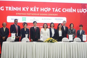 Nova Education Group kí kết hợp tác chiến lược với các đối tác tại lễ ra mắt ngày 12/3