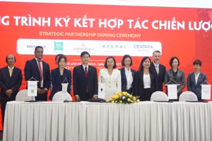 Nova Education Group kí kết hợp tác chiến lược với các đối tác tại lễ ra mắt ngày 12/3