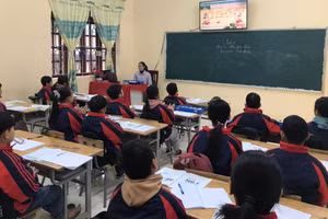 Lớp học khang trang của Trường PTDTBT THCS Thiện Hòa (Lạng Sơn). Ảnh NT