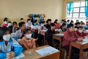 Học sinh Trường THCS Hùng Vương (thị trấn Ia Kha, huyện Ia Grai, Gia Lai) mong sớm được hỗ trợ máy tính bảng. 