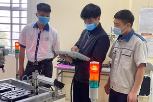 Lao động trẻ dễ tiếp cận với mô hình lao động phi tiêu chuẩn. Ảnh minh họa