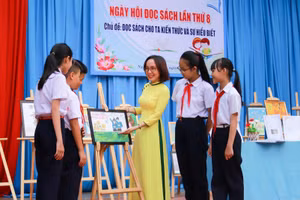 CLB Em yêu văn học của Trường THCS Trần Đại Nghĩa (quận Ngũ Hành Sơn, TP Đà Nẵng) giúp học sinh rèn luyện khả năng viết, khơi gợi niềm yêu thích văn học và có thói quen đọc sách. 