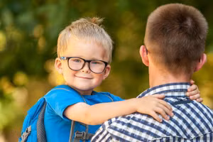 Trẻ được bảo vệ quá mức là trẻ bị tước đoạt quyền. 