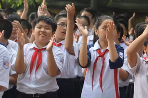 Học sinh cả nước bước vào năm học mới với tâm thế mới. Ảnh minh họa: Công Chung