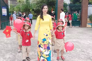 Cô Trần Thị Minh Thúy – Hiệu trưởng Trường Tiểu học Chu Văn An, TP Nam Định.