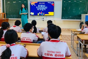 Cô Vũ Lan Anh trong một tiết học trên lớp. Ảnh: TG