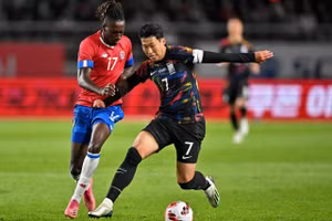 Tiền đạo Son Heung-min (7) của đội tuyển Hàn Quốc.