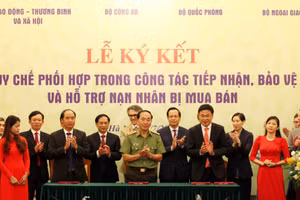 4 Bộ ngành đã ký kết thống nhất Quy chế phối hợp trong công tác tiếp nhận, bảo vệ và hỗ trợ nạn nhân bị mua bán người.