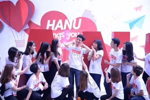 Sinh viên Trường ĐH Hà Nội.