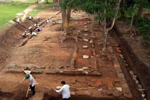 Cấp phép khai quật di tích Thành Quèn