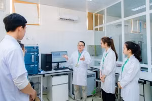 Giảng viên và sinh viên Học viện Nông nghiệp Việt Nam.