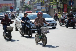 Thời tiết hôm nay 20/6: Bắc Bộ ngày nắng nóng gay gắt, Nam Bộ mưa rào và dông