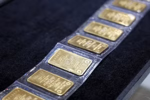 Giá vàng hôm nay 8/6 dưới mức 77 triệu đồng/lượng khi vàng thế giới giảm mạnh