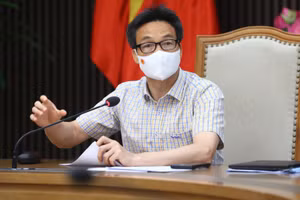 Phó Thủ tướng Vũ Đức Đam phát biểu tại buổi làm việc. Ảnh: VGP/Đình Nam