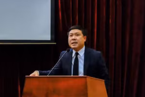 PGS.TS Phạm Việt Thắng.