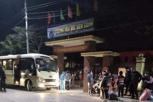 Trường tiểu học Hiến Thành, nơi có 34 học sinh lớp 4 được đưa đi cách ly tập trung. Ảnh: zing