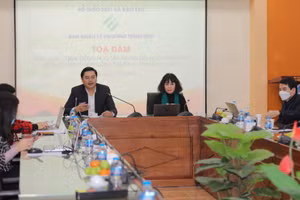 TS Đặng Văn Huấn, Phó Giám đốc Ban Quản lý Chương trình ETEP phát biểu tại tọa đàm.