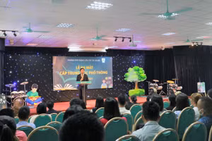 Hết lớp 12 học sinh Trường liên cấp Tây Hà Nội sẽ đạt ít nhất 5,5 điểm IELTS.