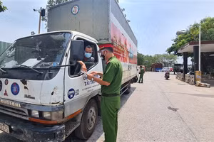 Chốt kiểm soát khu vực cửa ngõ Thủ đô.