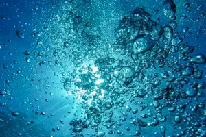 Đá vỏ chai từng được buôn bán rộng rãi. 