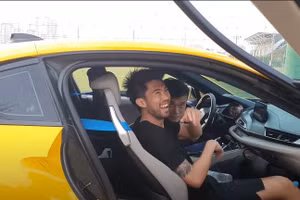 Lee Nguyễn kiếm 12 tỷ đồng/năm: Đi xe máy, uống nước suối 5k