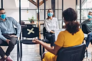 Ngành công nghệ tiếp tục “tuyên chiến” với Covid-19