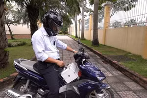 Máy lọc không khí cho người đi xe máy