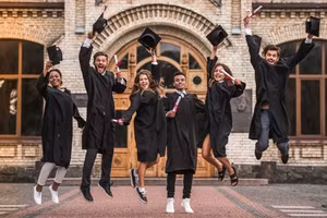 Sinh viên quốc tế tốt nghiệp tại Hà Lan.