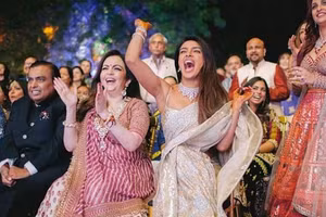 Cháu đích tôn của tỷ phú giàu nhất Ấn Độ được nhận những gì?