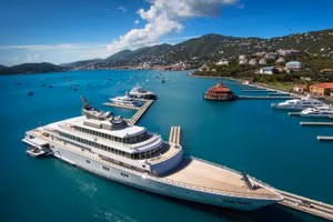 Siêu du thuyền của tỉ phú Nga David Geffen.