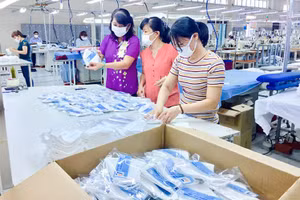 Sản phẩm vải kháng khuẩn chitosan được sản xuất đại trà.