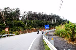 Cung đường nối những cuộc tình