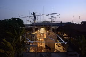 “Lộ” là triển lãm của 11 kiến trúc sư và nghệ sĩ.