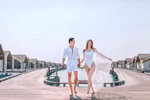 Hồ Ngọc Hà khoe khoảnh khắc Kim Lý "mê tít" bé Lisa